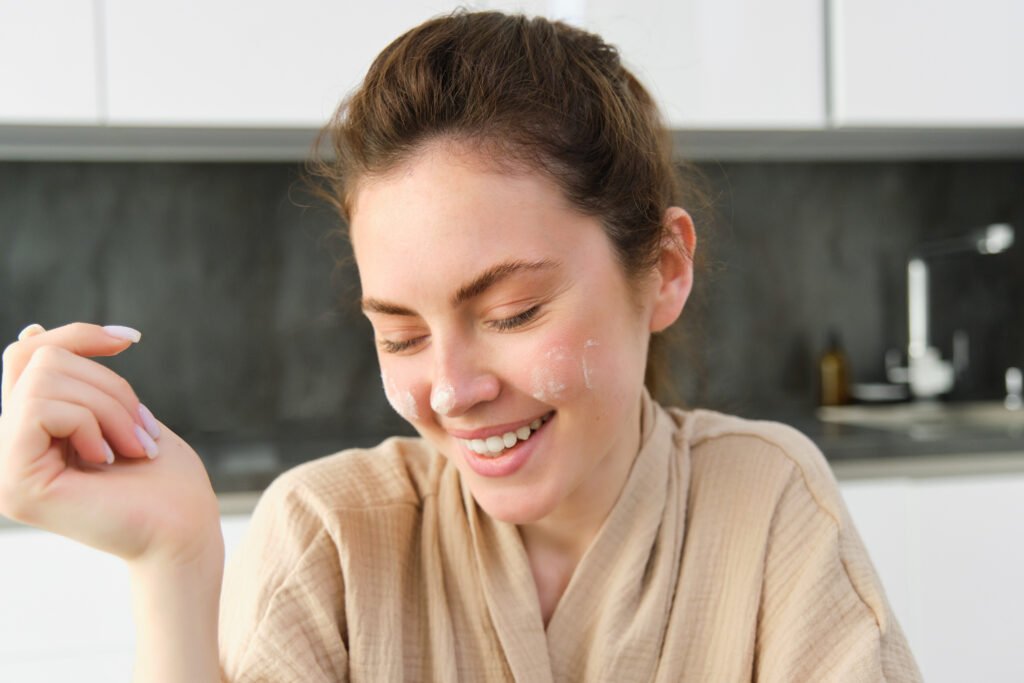 a girl with no acne on face